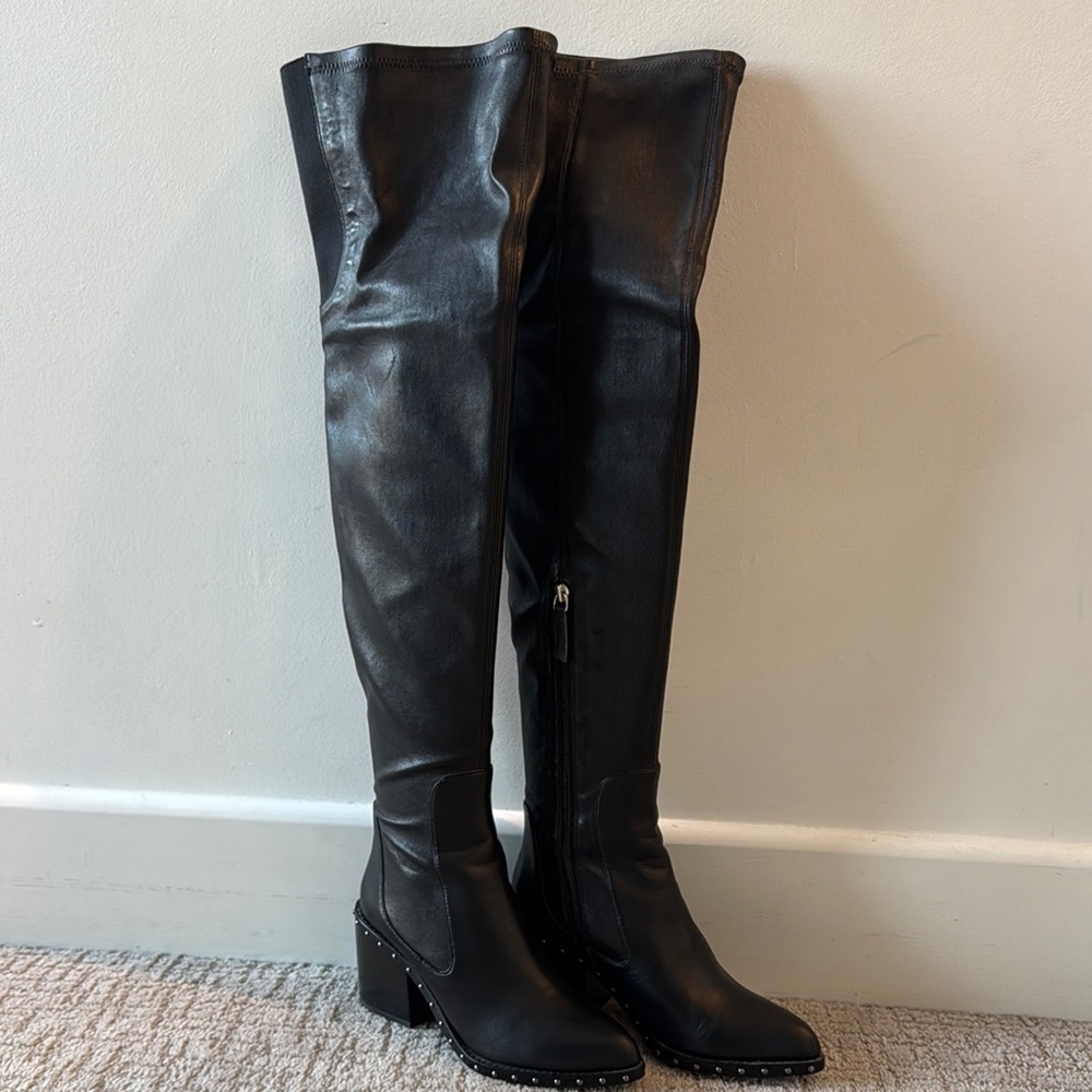 Like New Black Leather Knee-High Boots